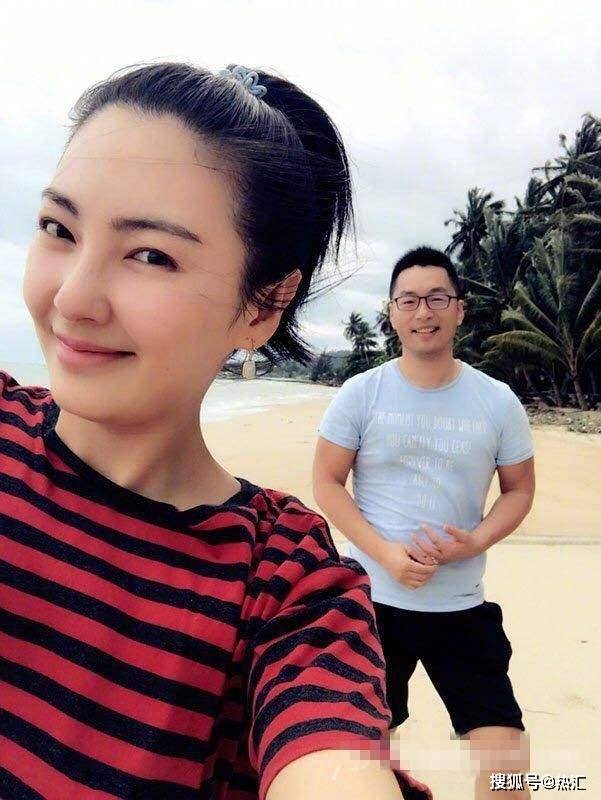 袁巴元，從企業(yè)家到公眾話題中心的多元角色，袁巴元，從企業(yè)家到公眾話題中心的多元角色蛻變