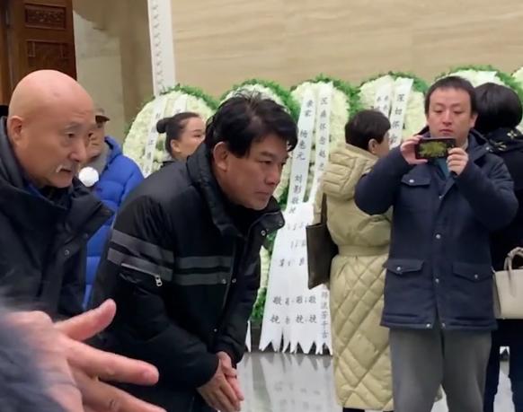 畢福劍追悼會(huì)過(guò)程回顧，畢福劍追悼會(huì)回顧，緬懷與致敬的時(shí)刻