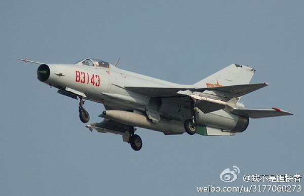 殲7戰(zhàn)斗機參數(shù)詳解，殲7戰(zhàn)斗機性能參數(shù)全面解析