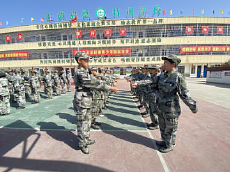 軍事化管理學校哪里好，深度解析優(yōu)秀軍事化管理學校的特點與優(yōu)勢
