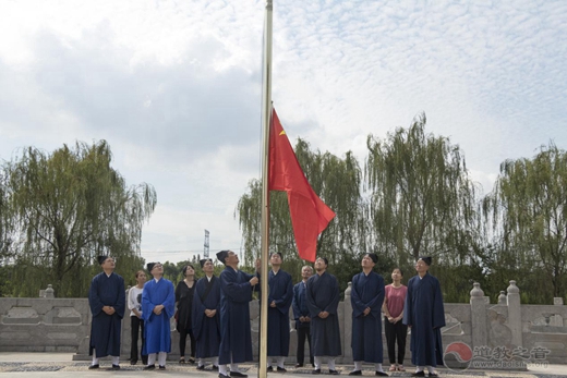盛大閱兵儀式，慶祝中華人民共和國(guó)70周年盛典——回顧2019年10月1日閱兵儀式，盛大閱兵儀式慶祝中華人民共和國(guó)70周年盛典回顧，盛世華章，共賞閱兵風(fēng)采