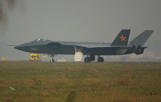第五代戰(zhàn)機，未來空中霸主的技術(shù)革新與特點解析，第五代戰(zhàn)機技術(shù)革新與特點解析，未來空中霸主的崛起