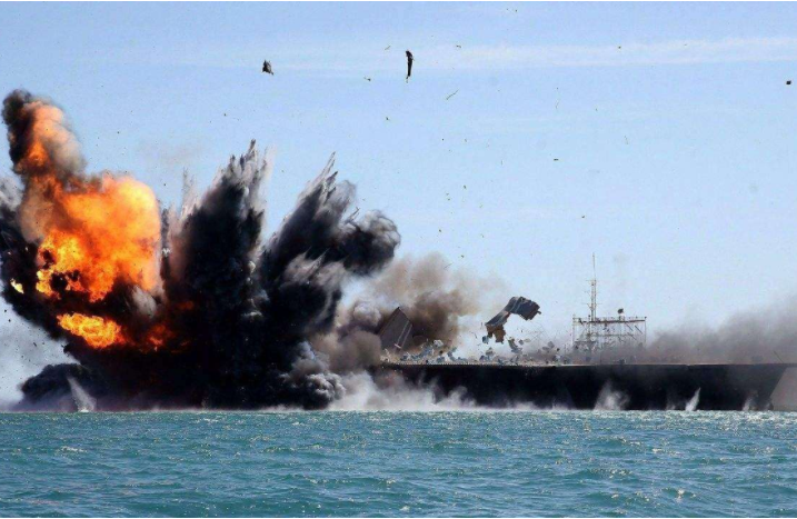 美軍一天駛出三艘航母，全球海軍力量的震撼展示，美軍震撼全球海軍力量，一天駛出三艘航母展示強大實力