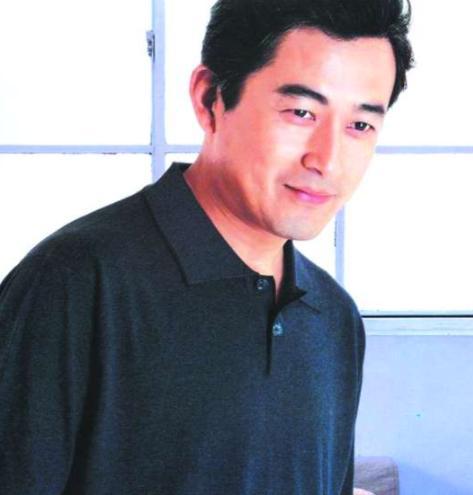 王志飛與張歆藝，演藝界的璀璨明星，王志飛與張歆藝，演藝界的耀眼之星