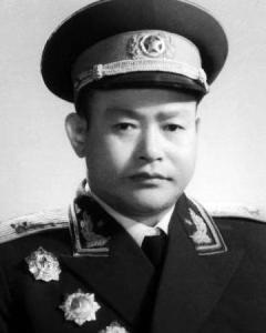 少將，歷史、榮譽與職責的象征，少將，歷史榮譽與職責的象征