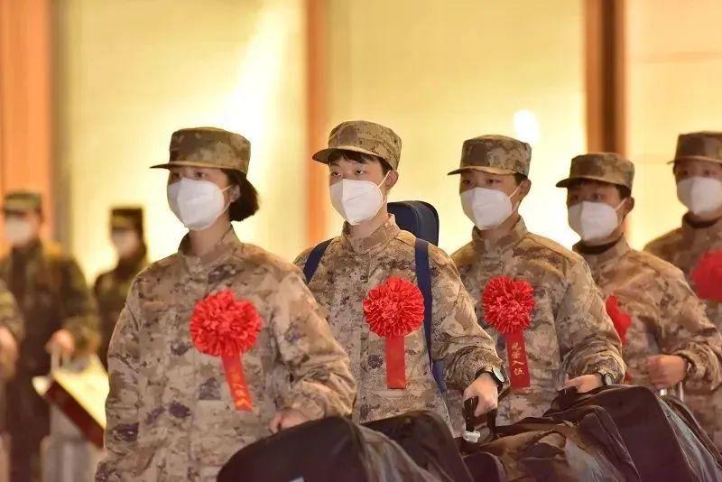 近視200度能否參軍混過去？深度解析與應對建議，近視200度能否參軍？深度解析及應對建議