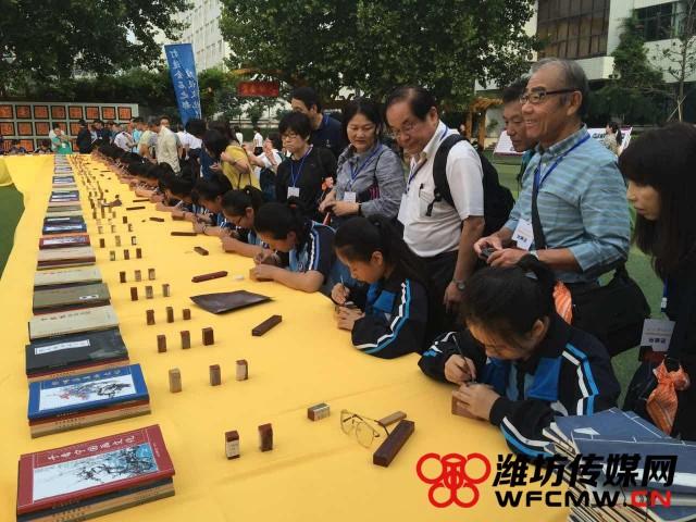 新澳門(mén)三中三30組免費(fèi)——探索與揭秘，澳門(mén)三中三30組免費(fèi)探索與揭秘之旅